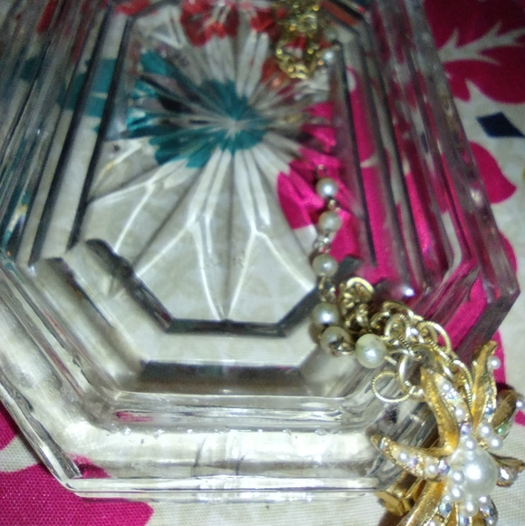 pins - Picture 3 of 3